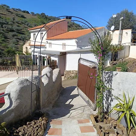 Chalet Rural Casa Aguila Con Piscina Privada 6 Personas *